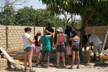 Effervescence sur le chantier Nio Far